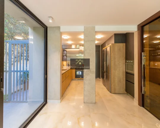 Imagem CAMPO BELO SOBRADO ALTO PADRÃO RECÉM-REFORMADO 425,00 M 4 SUÍTES DUPLEX COPA COZINHA LAREIRA PORCELANATO ÁREA GOURMET PISCINA 4 VAGAS RUA TRAQUILA