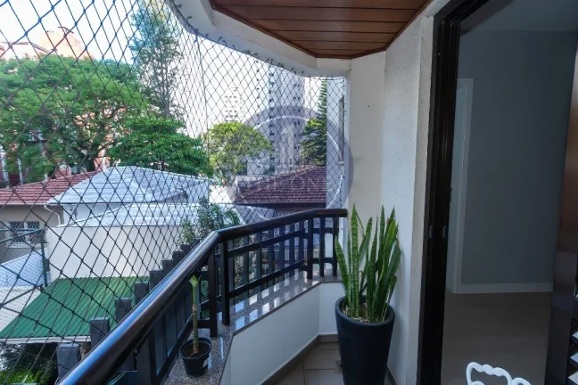 Imagem Aluguel de apartamento de luxo em Indianópolis, São Paulo-SP: 4 quartos, 1 suíte, 2 salas, 3 banheiros, 2 vagas, 140m².