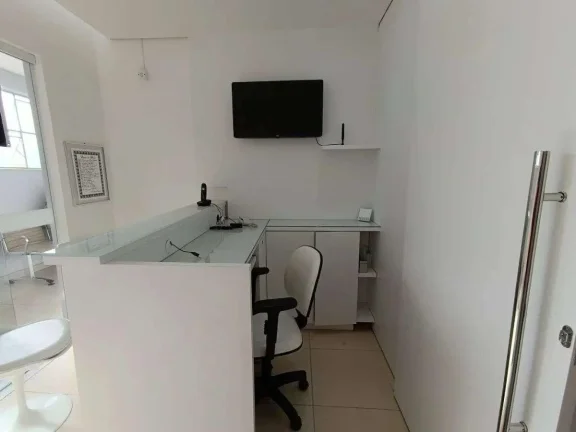 Imagem Oportunidade Imperdível: Sala Comercial com Acabamento de Qualidade no Ibiapaba