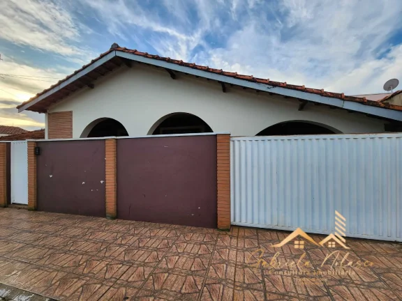 Casa estilo chácara perto do centro de Mogi Mirim