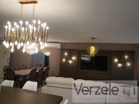 Imagem Apartamento para Temporada em Balneário Camboriú / SC no bairro Centro