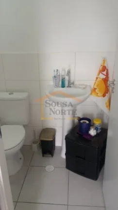 Imagem Apartamento 2 dormitórios, sala para 2 ambientes, sacada, cozinha, área de serviço, banheiro com ...