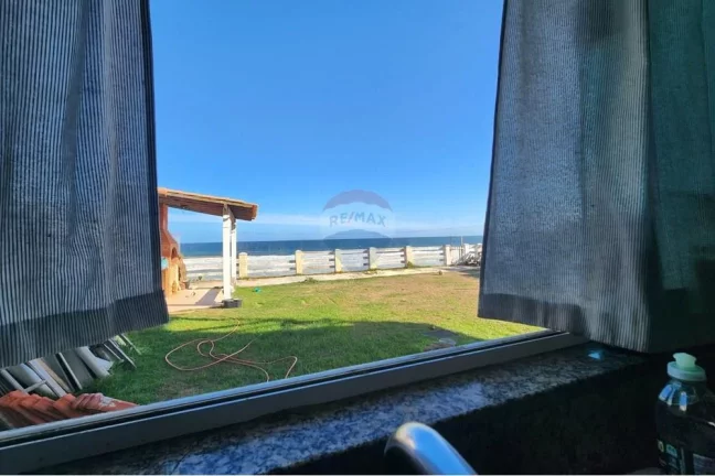 Imagem Casa 4 quartos, 4 suítes, 283 m de areá útil, pé na areia