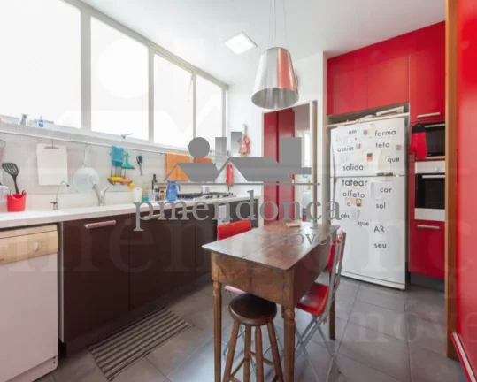Imagem Apartamento na Rua Sergipe com 3 quartos (1 suíte) e 1 vaga, 220m².