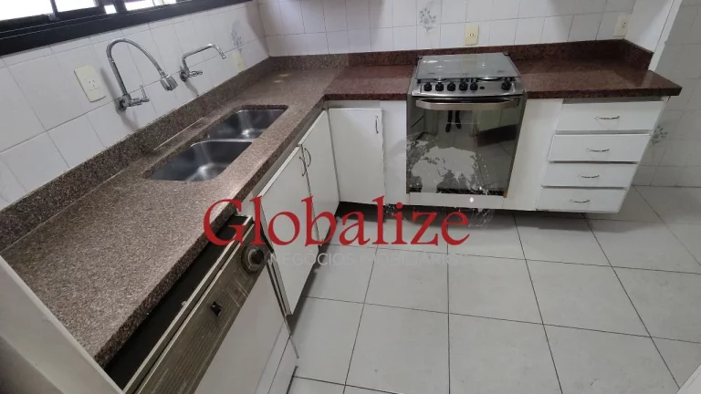 Imagem Apartamento à venda com 3 dormitórios em prédio de frente para praia em Santos