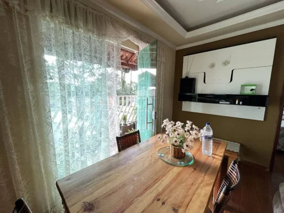 Imagem Cobertura com Potencial para Terraço – 2 Quartos, Sacada e Excelente Localização!