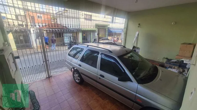 Imagem Sobrado à venda em São Paulo, Vila Liviero, com 3 quartos