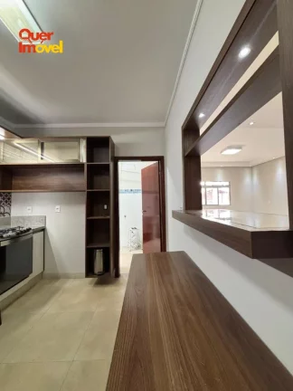 Imagem Casa em Condomínio à Venda em Ribeirão Preto-SP, 3 Quartos, 1 Suíte, 2 Salas, 3 Banheiros, 2 Vagas, 144,20 m².