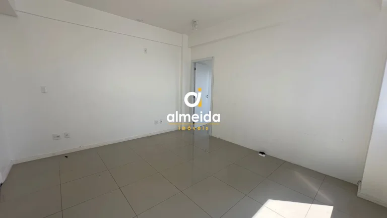 Imagem SALA COMERCIAL COM ÓTIMA LOCALIZAÇÃO