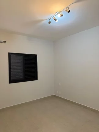 Imagem Casa à venda ou para alugar com 3 quartos, sendo 1 suíte, no condomínio Marchant Buarque, Atibaia - SP