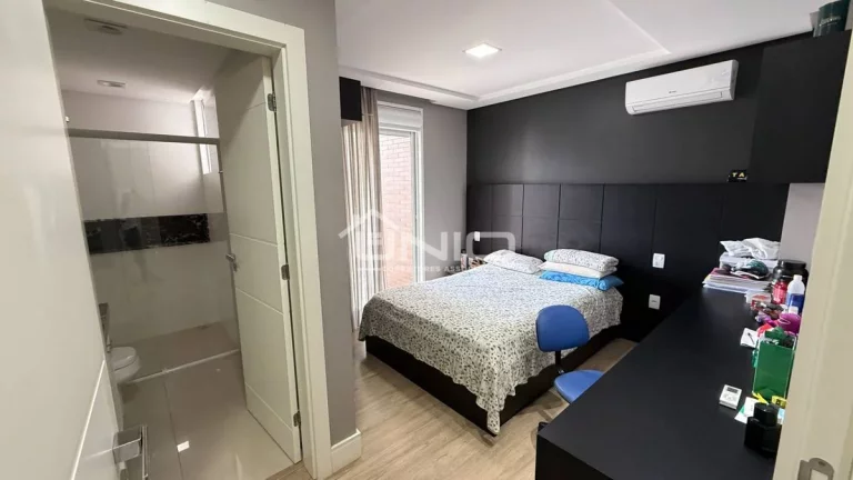 Imagem Apartamento 3 Suítes no Centro