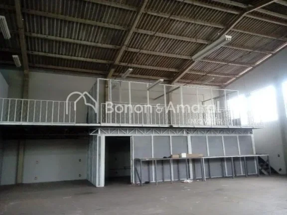 Imagem Venda , salão comercial , Santa Candida , em Campinas 
Zoneamento ZAE A . 
Local de fácil acesso p...
