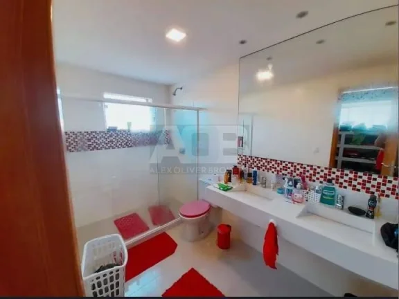 Imagem Casa à venda em Vargem Grande, 4 quartos, 3 vagas e 350m2 de área útil.