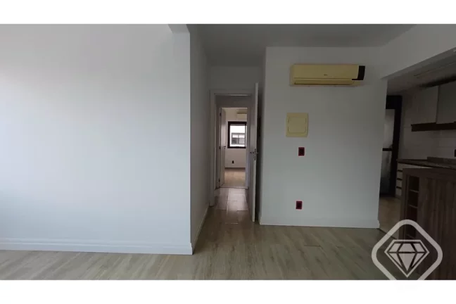 Imagem Apartamento desocupado e ensolarado com orientação leste e norte, oferecendo 64 metros quadrados d...