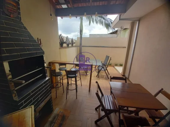 Imagem Conforto, Estilo e Localização: A Casa Ideal para Sua Família