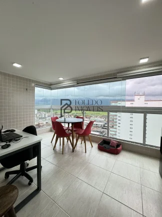 Imagem Apartamento amplo com 81m², 02 dormitórios com suite, planejado, sacada gourmet e andar alto