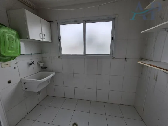 Imagem Apartamento com 2 Dormitórios na Guilhermina em Praia Grande