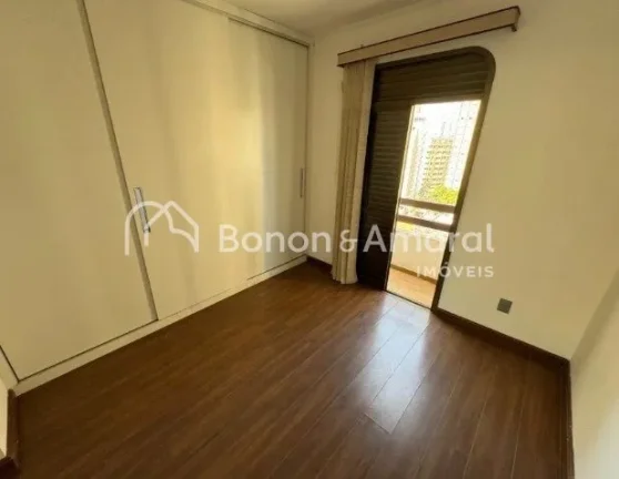 Imagem Localizado em uma das regiões mais desejadas de Campinas, este apartamento oferece praticidade e co...