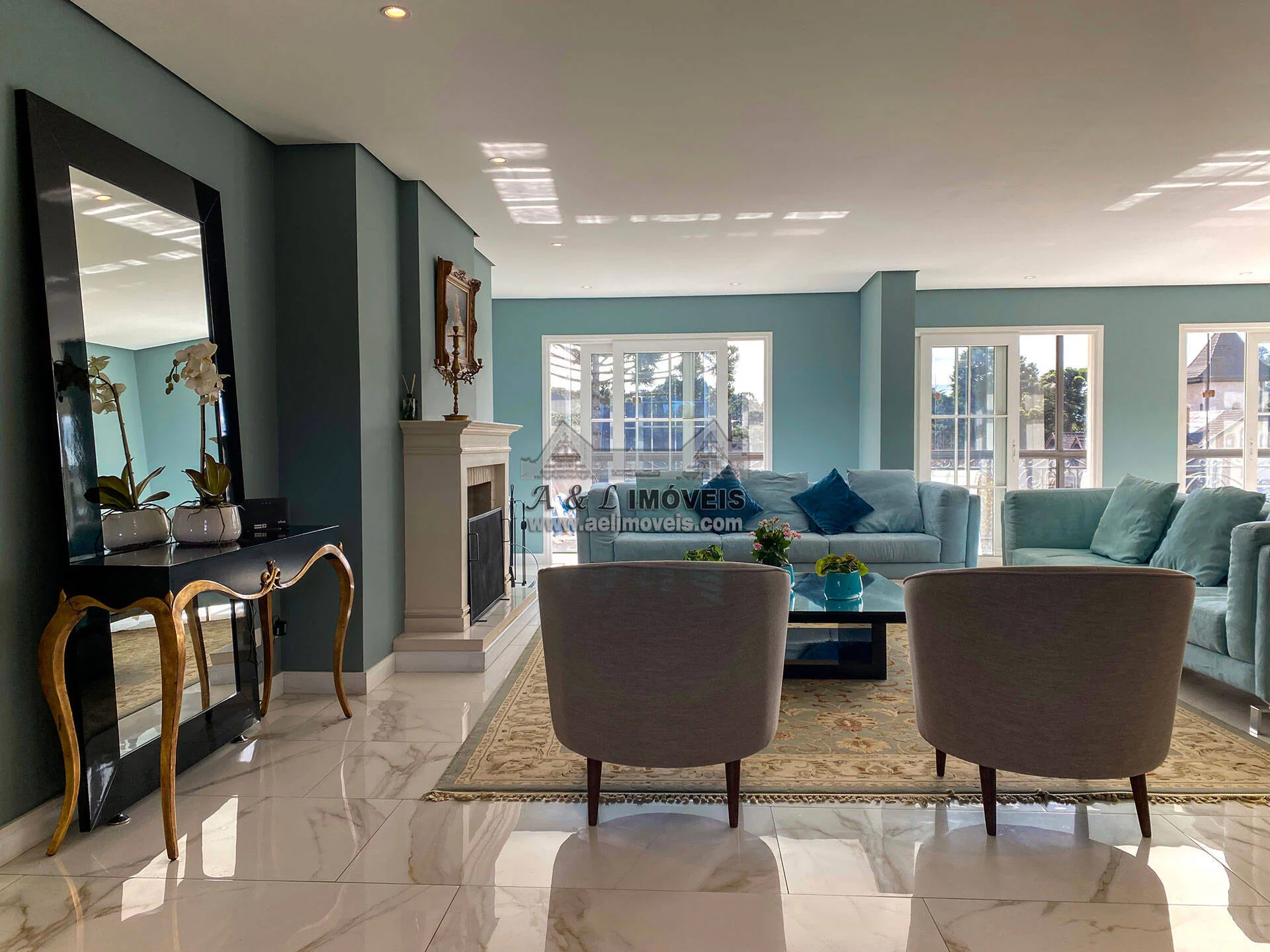 Imagem Cobertura Duplex 6 Suítes – Centro de Capivari – Campos do Jordão