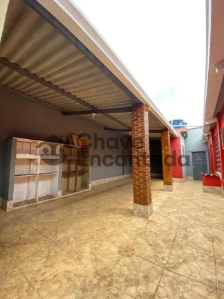 Imagem Excelente oportunidade de investimento duas casas em um unico terreno