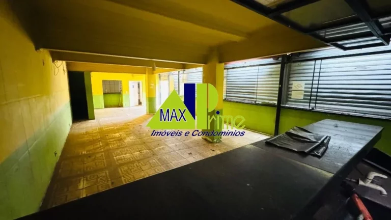 Imagem Salão Comercial de Alto Padrão na Vila Salete, São Paulo-SP: 2 Salas, 3 Banheiros, 200m² de Área!