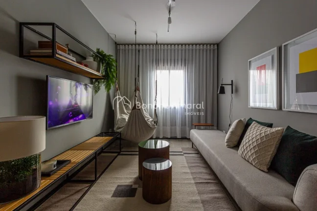 Imagem Apartamento impecável, totalmente mobiliado e repaginado por arquiteto, unindo sofisticação e pra...