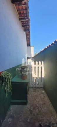 Imagem Casa TÉRREA 262 m² Escritura na Praia 2 Dormitórios 1 Banheiro + 1 Cômodo Grande com 1 Banheiro, Área de Churrasco Grande + 1 Banheiro, 4 Vagas, 5 minutos de Carro da Praia de Itanhaém-SP