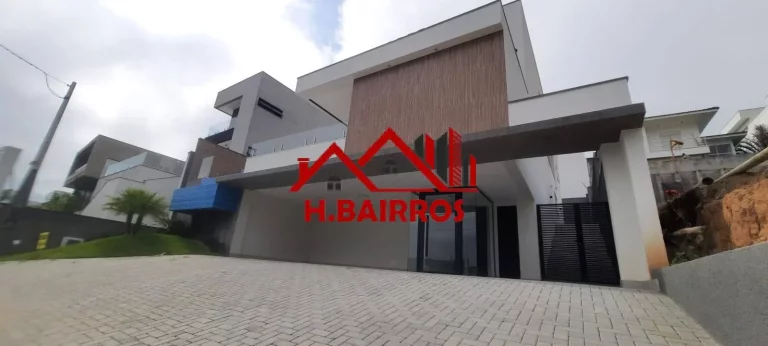 Casa com 04 Dormitórios à Venda - Jaguary - São Jos?(C) dos Campos