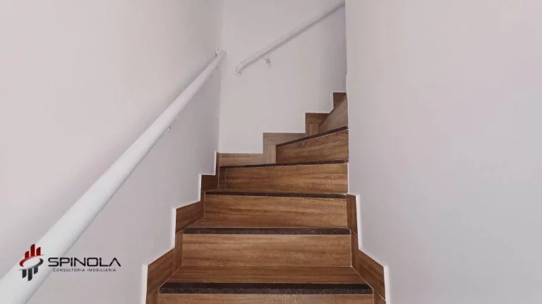 Imagem Casa com 2 dormitórios à venda, 75 m² por R$ 330.000,00 - Mirim - Praia Grande/SP