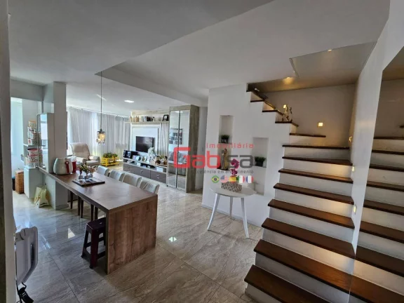Imagem Cobertura com 3 dormitórios à venda, 170 m² por R$ 1.250.000,00 - Centro - Cabo Frio/RJ