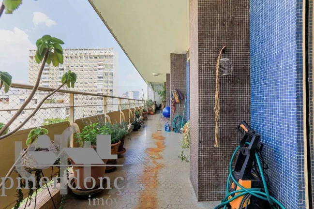 Imagem Higienópolis, Apartamento a venda 4 quartos 2 suites, 2 vagas, 370m²