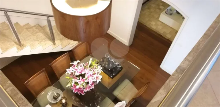 Imagem Casa à venda com 4 quartos, sendo 3 suítes, em Butantã, São Paulo - SP