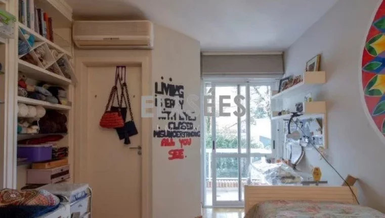 Imagem Casa RESIDENCIAL em SÃO PAULO - SP, JARDIM SÍLVIA (ZONA OESTE)