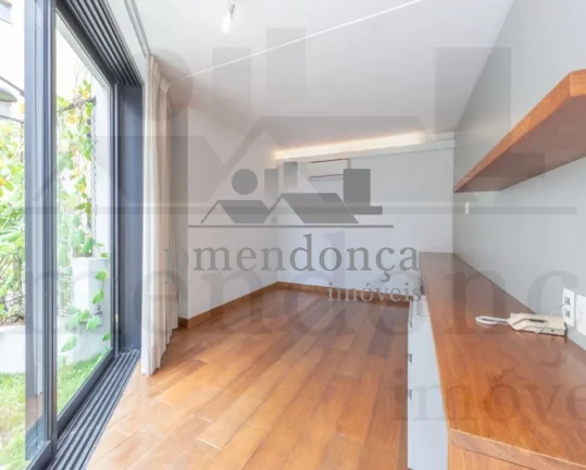 Imagem Linda Cobertura Duplex com 215 m2 na Vila Madalena!