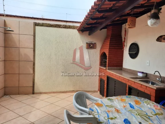 Imagem Casa Duplex Padrão Diferenciado à Venda
