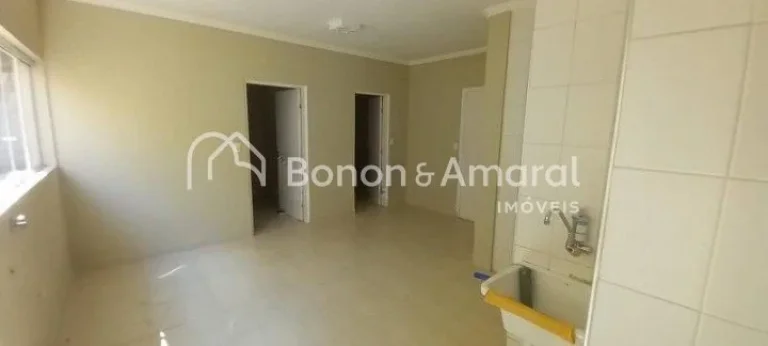 Imagem Linda casa à venda com design moderno no Jardim Botânico; suas acomodações contam com living de ...