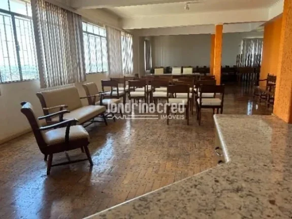 Imagem Apartamento Amplo no Centro de Londrina com 153 m² de Área Útil, 3 Quartos, Suíte e 3 Banheiros em Localização Privilegiada