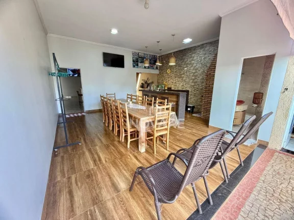 Imagem Casa com 3 dormitórios à venda, 235 m² por R$ 1.140.000,00 - Residencial Beira Rio I - Itumbiara/GO