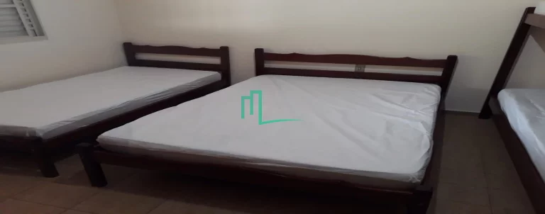 Imagem Venha passar o natal nesse paraíso em Rifaina. -Acomoda ate 40 pessoas em camas -Com 2 casas, a casa de baixo conta com 4 suítes, sendo 2 das suítes