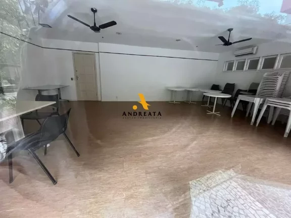 Imagem Flamengo - Rua Oswaldo Cruz - Vendo ótimo apartamento de Sala/Quarto com 64m² - armários - Infraestrutura - 1 vaga - R$900.00,00