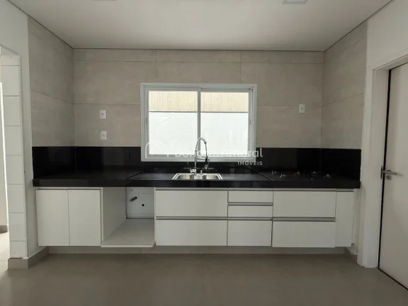 Imagem Casa Térrea à Venda em Condomínio Fechado - Paulínia/SP

Excelente casa térrea com 256m² de á...