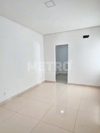 Imagem Casa à venda no Bairro Estela Márcia com 3 quartos, PETROLINA - PE