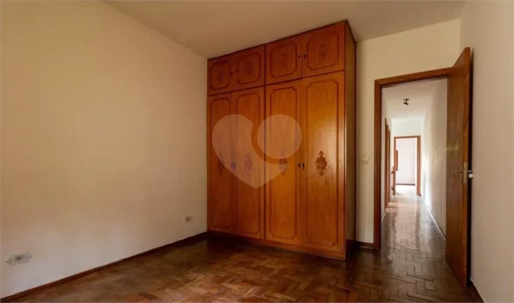 Imagem Sobrado à venda com 3 quartos, sendo 1 suíte, em Butantã, São Paulo - SP