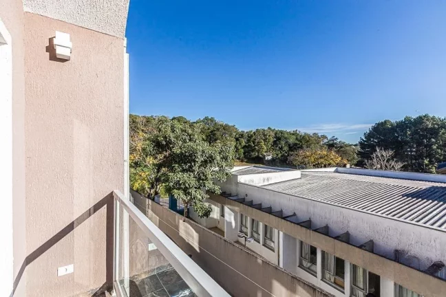 Imagem Sobrado com 3 suítes em condomínio no São Braz Curitiba