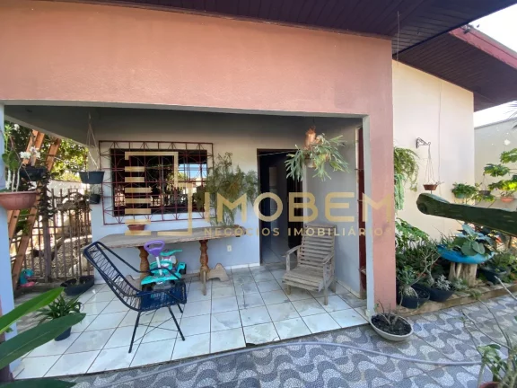 Imagem Imperdível! Casa à venda em Sinop-MT, Jardim Maria Vindilina I: 4 quartos, 1 suíte, 1 sala, 3 banheiros, 2 vagas, 160m².