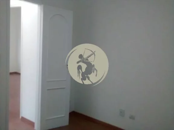 Imagem TÉRREO, REFORMADO COM GARAGEM