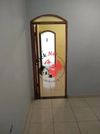 Imagem Sobrado sendo 2 casas , cada uma com 2 dorms ,sala ,coz ,wc ,1 varanda , 2 vagas , ótima localização , B.alves dias ,São bernardo