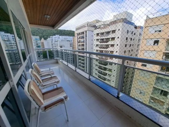 Imagem APARTAMENTO REFORMADO COM LINDA VISTA PARA O MAR, 1 QUADRA DA PRAIA