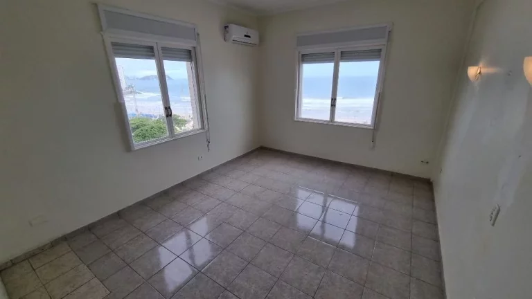 Imagem Apartamento com 3 dormitórios à venda, 210 m² - Pitangueiras - Guarujá/SP