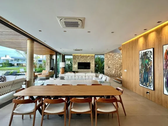 Imagem Casa em Condominio 6 Dormitórios - Bairro --